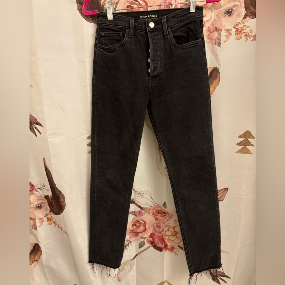 Denim Forum Black Jeans Modern Fit​​